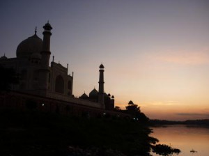 Taj Mahal_river side4