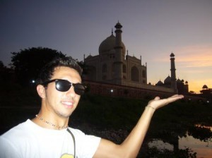 Taj Mahal_river side2